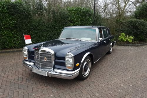 Mercedes 600
