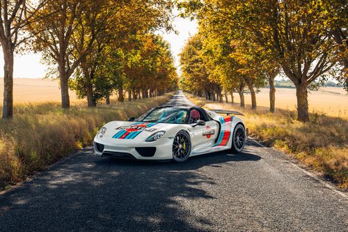 Porsche 918 Spyder Weissach Package